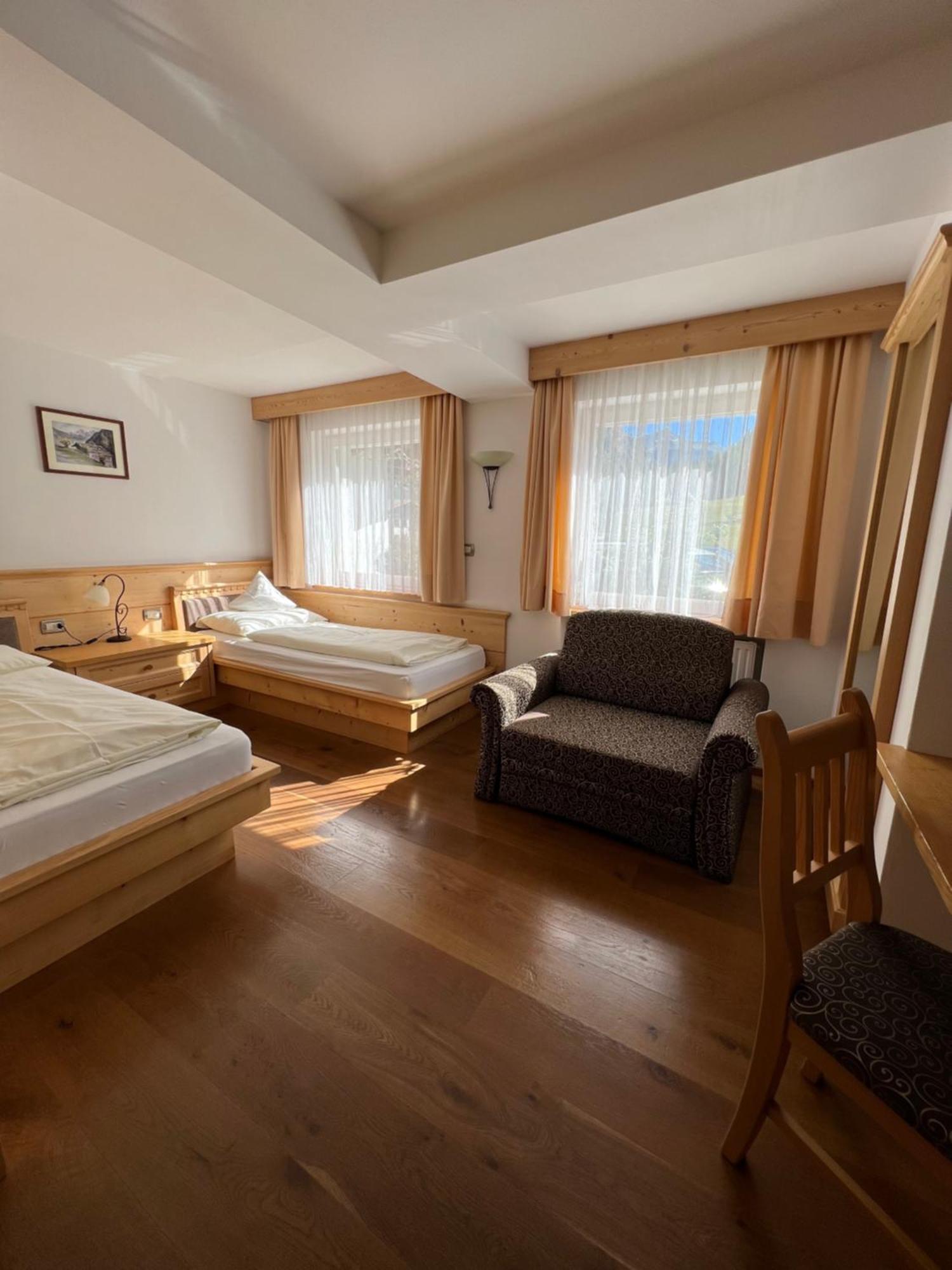 Garni Villa Erna Selva di Val Gardena Quarto foto